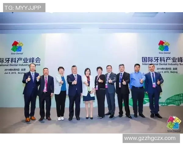 重庆排球队与北京排球队赛后复盘团队协作的精彩瞬间与经验分享