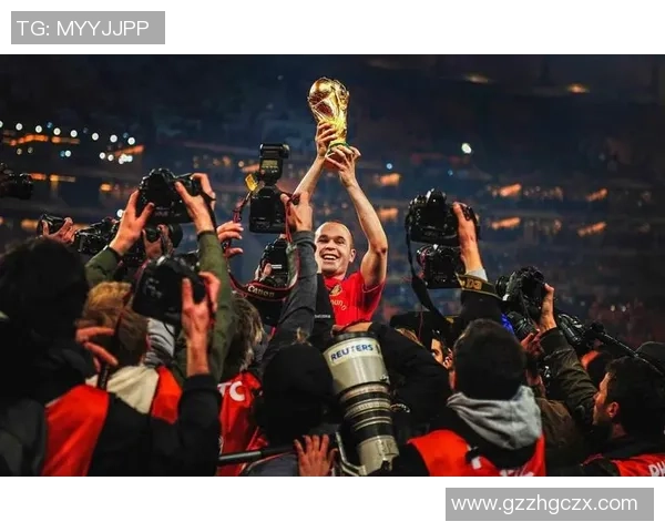 西班牙足球明星队长的辉煌历程与传奇故事揭秘 西班牙足球明星队长的辉煌历程与传奇故事揭秘