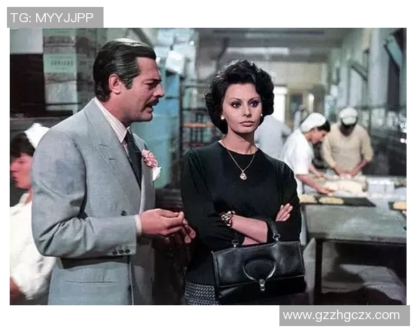 足球明星佩戴的奢华珠宝揭秘与时尚搭配技巧分享